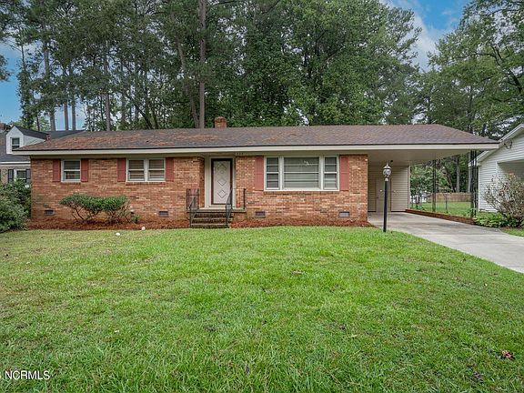 3rd image of 828 Cedarbrook Drive