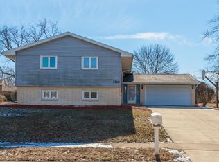 1715 Cook Dr, Normal, IL 61761