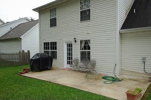 4th image of 4505 Aylesbury Dr