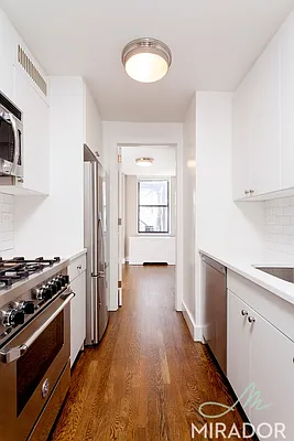 Rented by Mirador Real Estate | media 16