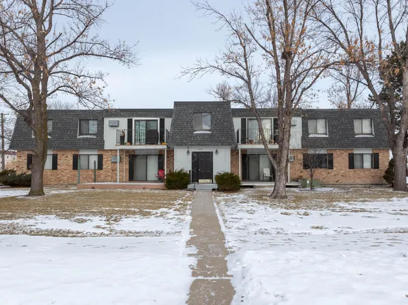 2417 Demores Dr S APT 8, Fargo, ND 58103