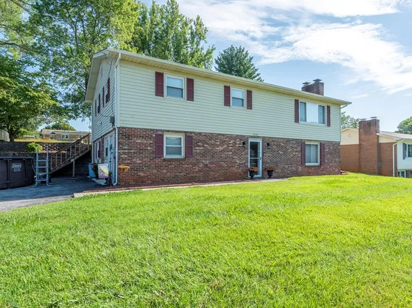 14143 Willow Ln, Bristol, VA 24202