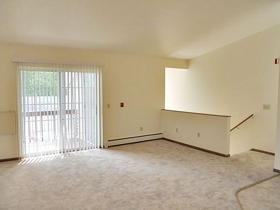 4th image of 512 McEvoy St #8