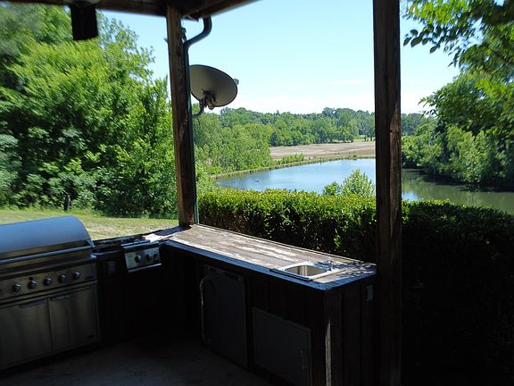 42nd image of 1532 Jackson Hill Rd