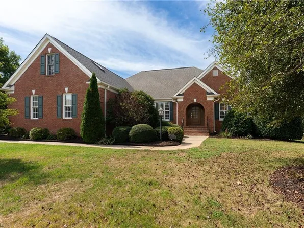 3004 Deercroft Ln, Clemmons, NC 27012