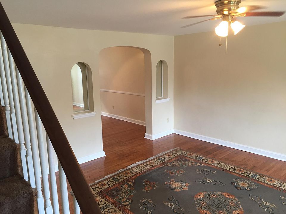 2nd image of 2356 Highland Ave
