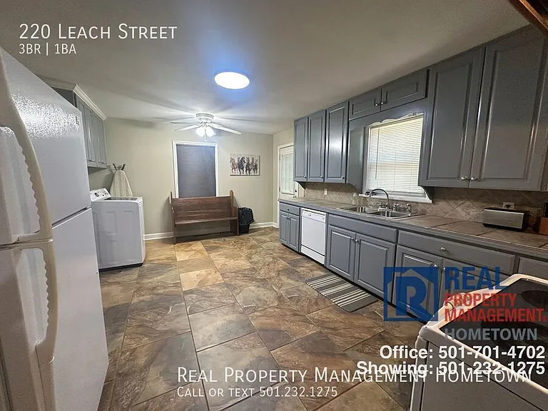 220 Leach St — Photo 5