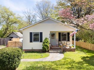 412 S Maple Ave, Purcellville, VA