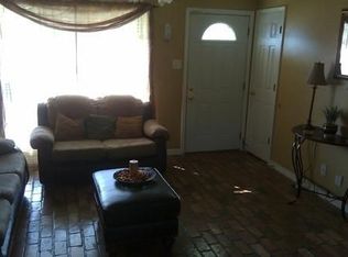 2510 Forrest St, Pascagoula, MS 39581