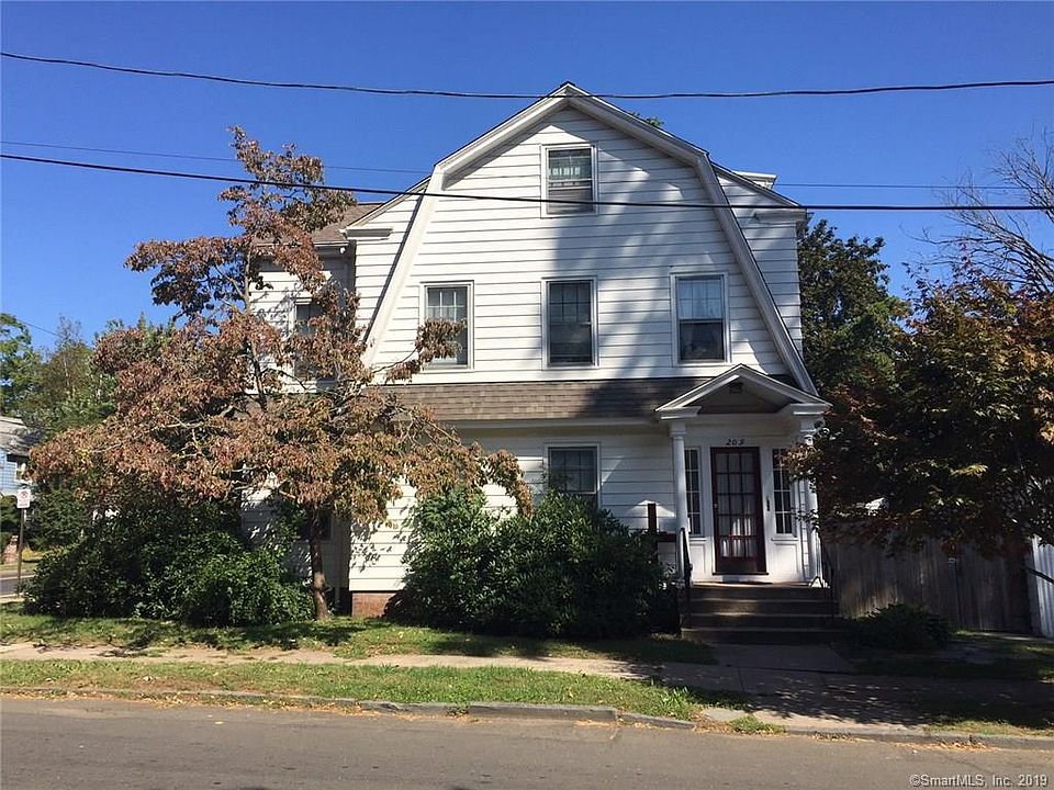 1st image of 209 Willard St #2