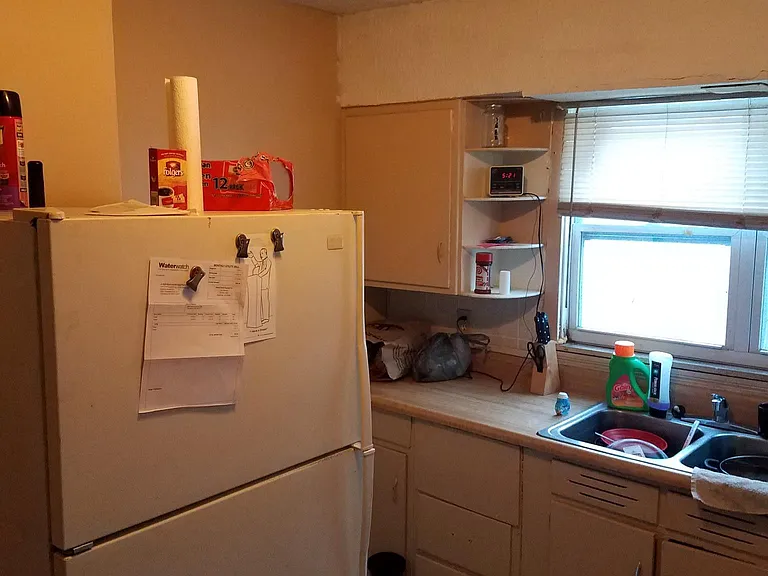2090 Cleveland Ave — Photo 3