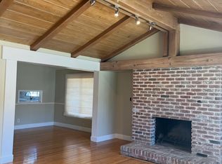 21216 Velicata St, Woodland Hills, CA 91364