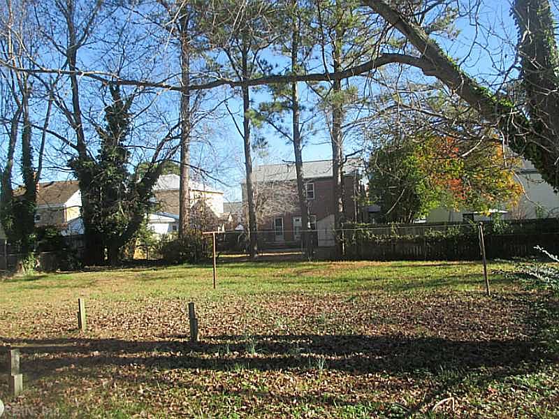 2nd image of 120 Barksdale Rd