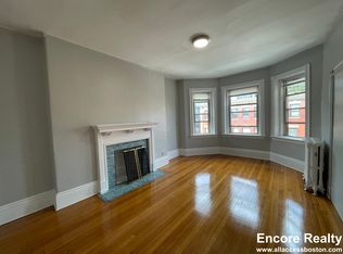 11 Park St APT 6, Brookline, MA 02446