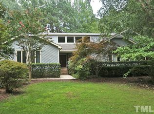 107 Woodtrail Ln, Cary, NC 27518