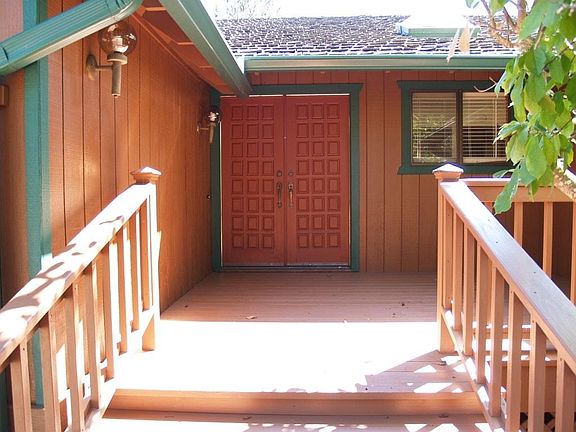 2nd image of 220 E Terrace Dr