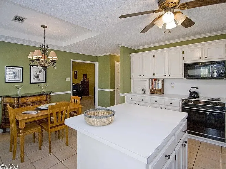 40 Springridge Dr — Photo 7