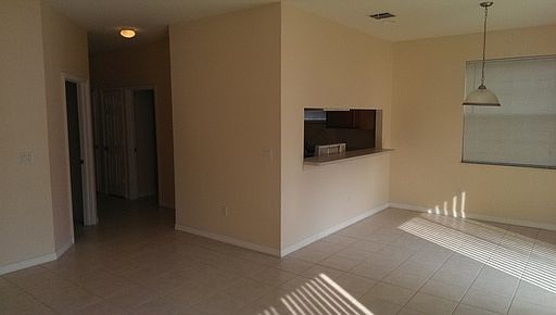 2nd image of 4300 Paradise Cove Ct