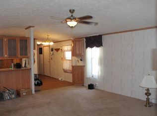 450 Los Angeles Rd, Carbondale, IL 62901