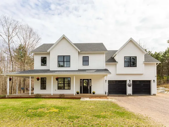 37 Discovery Road, Essex, VT 05452