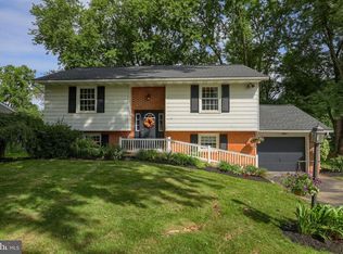 731 Harold Ave, Mount Joy, PA 17552