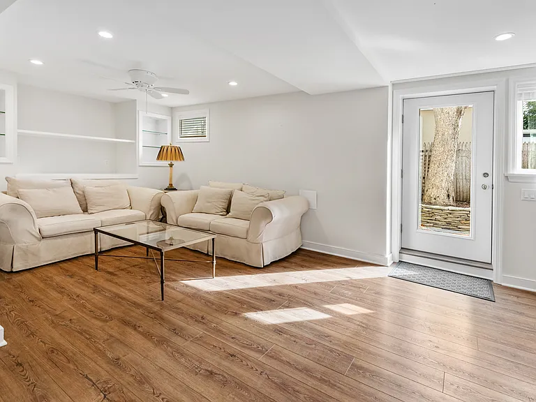 20 Robinson Rd — Photo 12