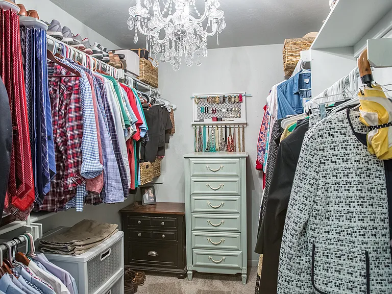 703 Normandie Dr — Photo 18