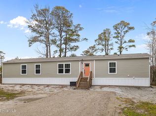 801 Lola Road, Cedar Island, NC 28520