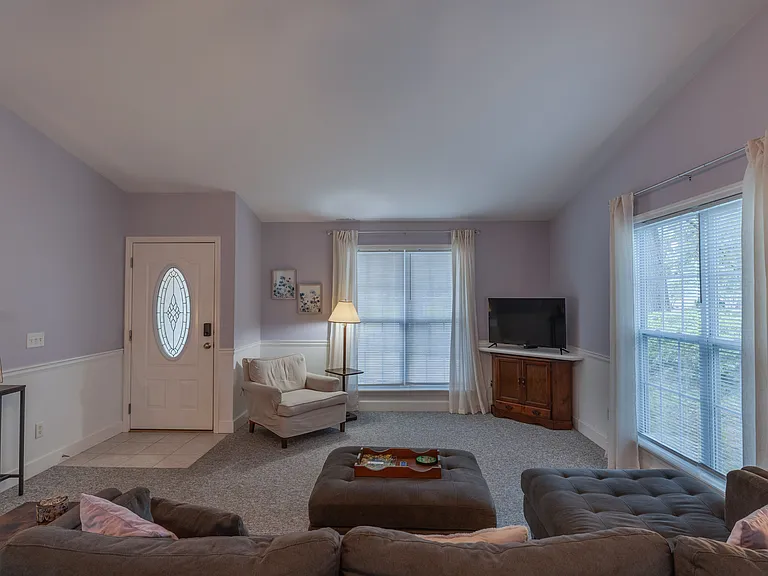 111 Pine Lake Dr — Photo 5