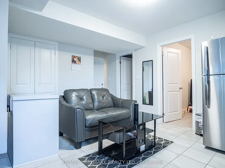 35 Roberta Dr #2 — Photo 3