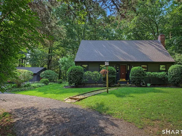345 Nut Plains Road, Guilford, CT 06437