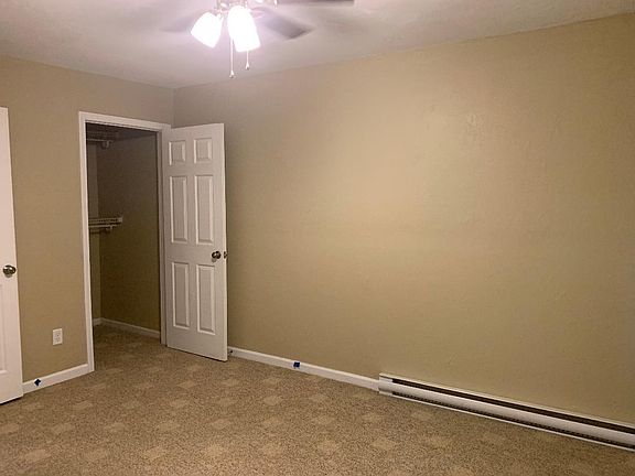 4th image of 607 Westwood Ct
