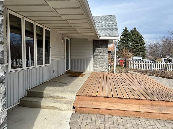 5th image of 105 Sumac Dr