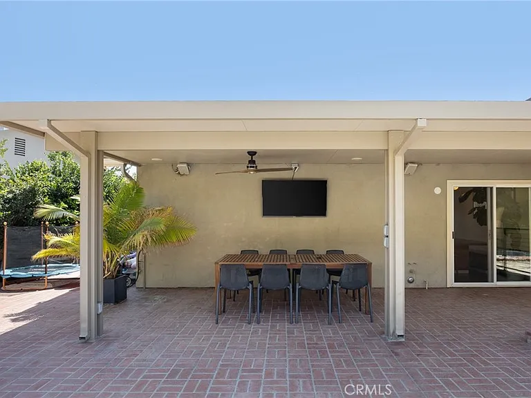 10341 Kurt St — Photo 23