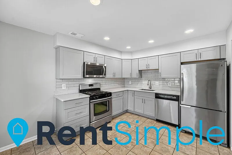 14828 Ensor Ct