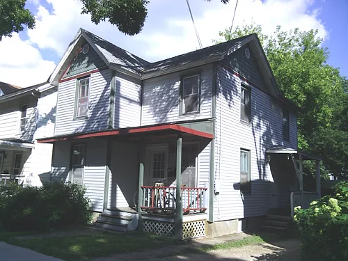 629 E Johnson St #1 Photo 1 629 E Johnson St #1 Photo 1