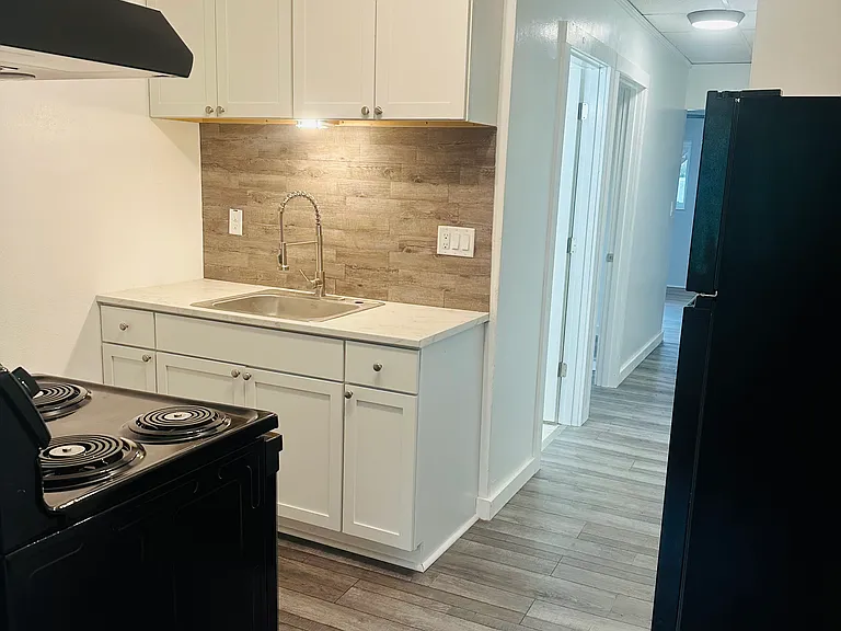 627 Fairfield Rd #3 — Photo 1