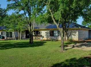405 Valley Trail Dr, Weatherford, TX 76087