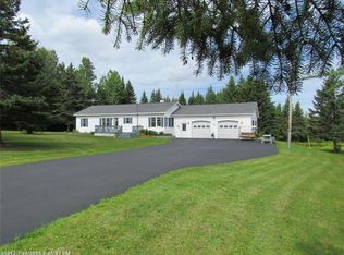77 Rabbit Ridge Rd, Woodland, ME 04736