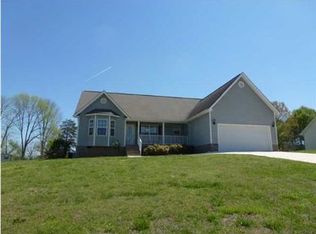 75 Pebblestone Dr, La Fayette, GA 30728