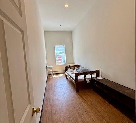 5th image of 33 W Market St #2A
