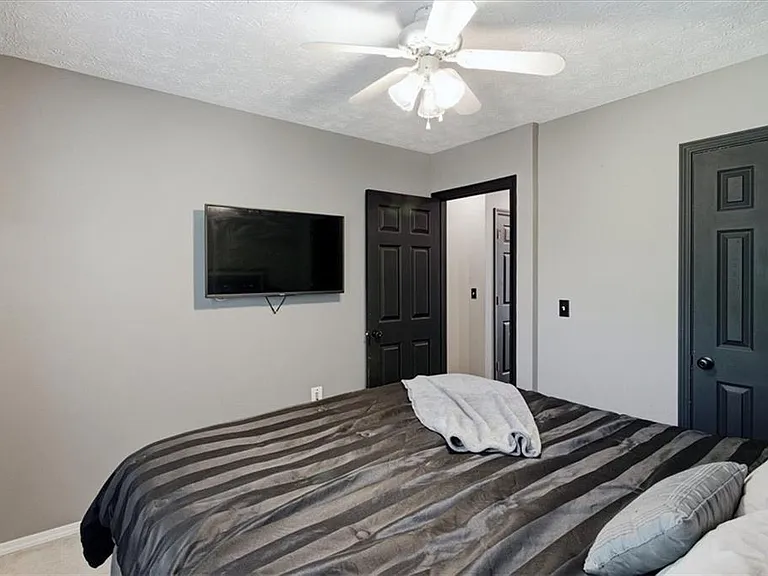 1459 Bridgewater Br — Photo 19
