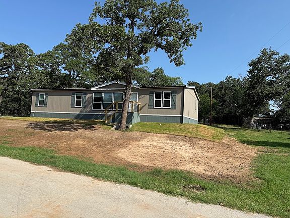 2nd image of 1324 Pelican Cir