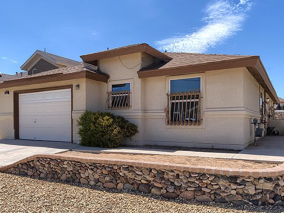 2nd image of 14284 Tierra Yamila Ln