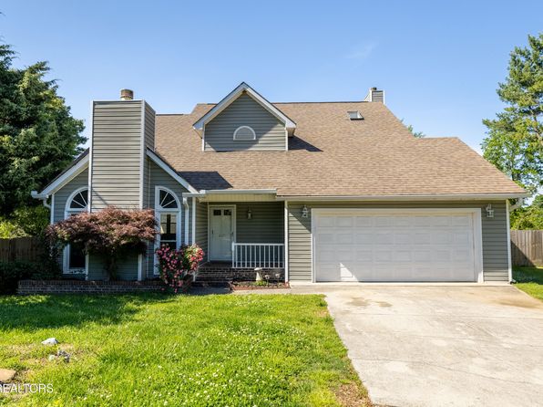 8401 Strasbourg Ct, Knoxville, TN 37923