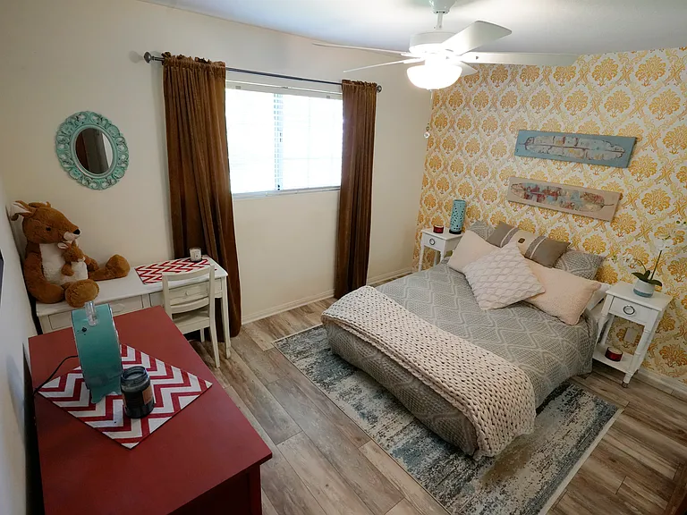 2916 W Verdugo Ave — Photo 23