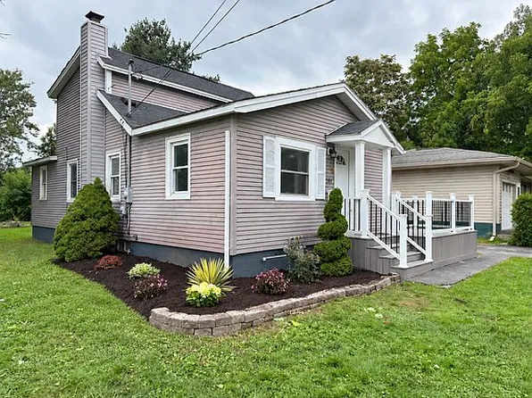 107 Gillis Ave, Liverpool, NY 13088