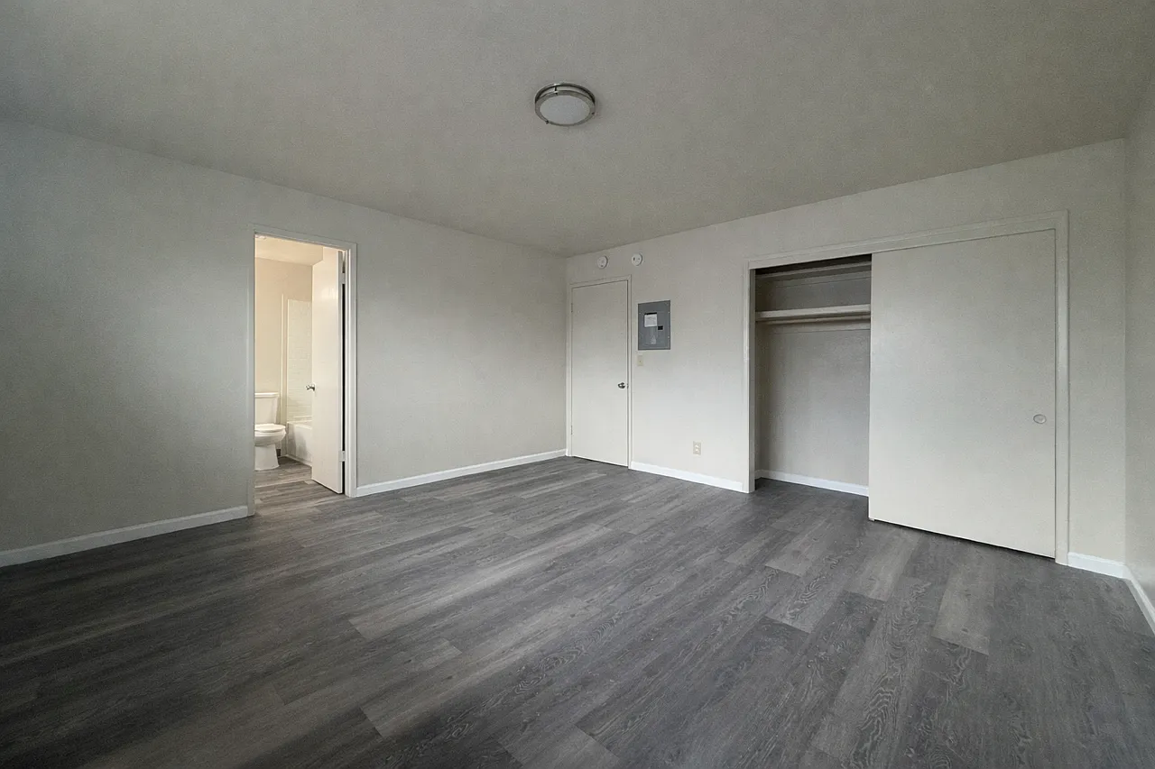 1 bed, 860 sqft, $1,475 — Photo 4