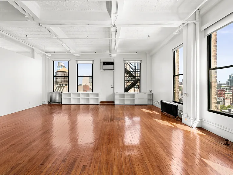 237 Lafayette St #8E — Photo 3