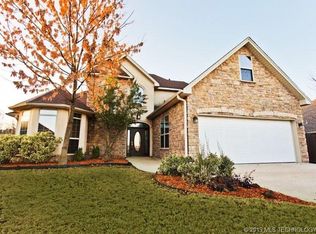 300 Larsh Ln, Ada, OK 74820